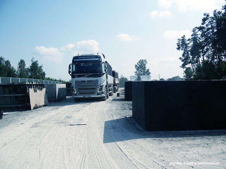 Transport szamb betonowych  w Słupsku